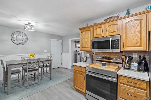 3123 County Route 57, Volney, NY 13126