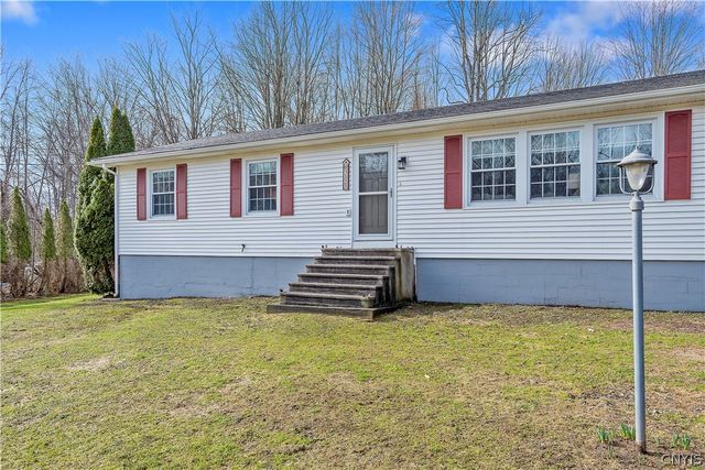 3123 County Route 57, Volney, NY 13126