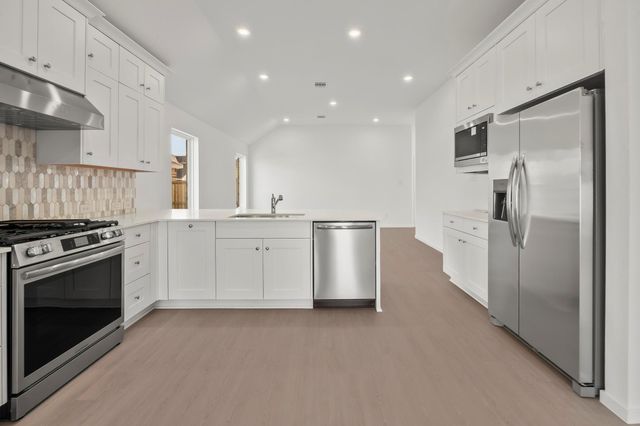 3439 Morning Fog Drive, Richmond, TX 77406