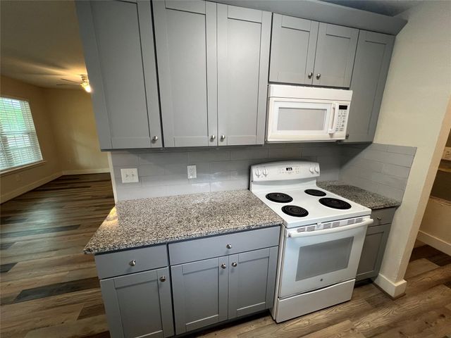 1310 Torres ST, Lockhart, TX 78644