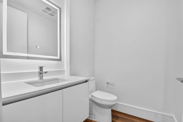 220 Lake Shore Drive 1511, Lake Park, FL 33403