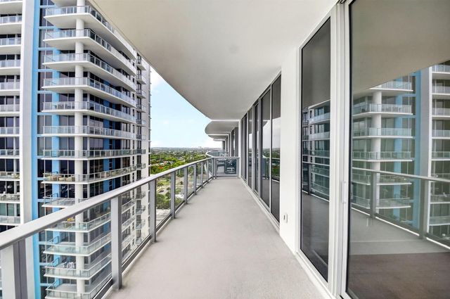 220 Lake Shore Drive 1511, Lake Park, FL 33403