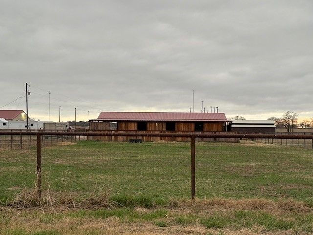 2210 County Road 422, Stephenville, TX 76401