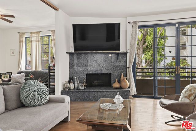 4230 Stansbury Avenue 105, Sherman Oaks, CA 91423