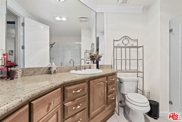 4230 Stansbury Avenue 105, Sherman Oaks, CA 91423
