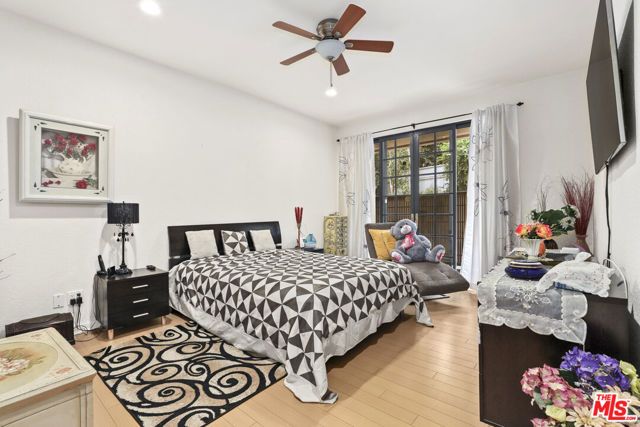 4230 Stansbury Avenue 105, Sherman Oaks, CA 91423