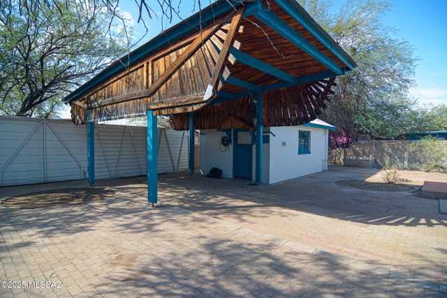 537 W Pelaar Drive, Tucson, AZ 85705