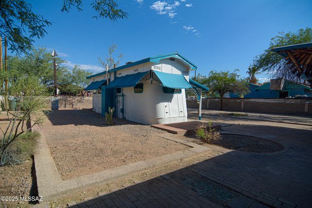 537 W Pelaar Drive, Tucson, AZ 85705