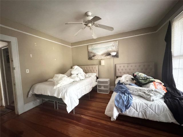 907 NW 11TH AVENUE, Gainesville, FL 32601