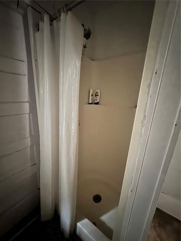 907 NW 11TH AVENUE, Gainesville, FL 32601