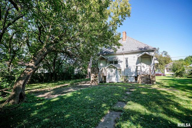 816 W VIRGINIA Avenue, Peoria, IL 61604