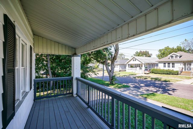 816 W VIRGINIA Avenue, Peoria, IL 61604