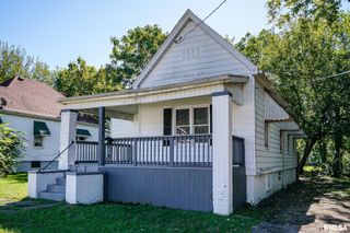 816 W VIRGINIA Avenue, Peoria, IL 61604