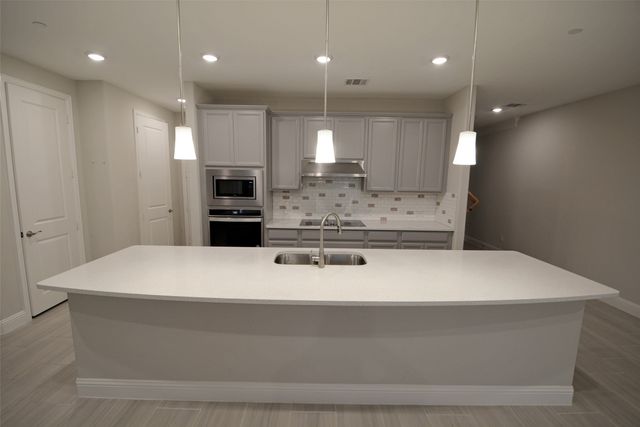 5626 Niagara Road, The Colony, TX 75056