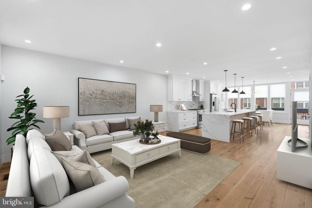 15 ROCK CREEK CHURCH RD NW, Washington, DC 20011