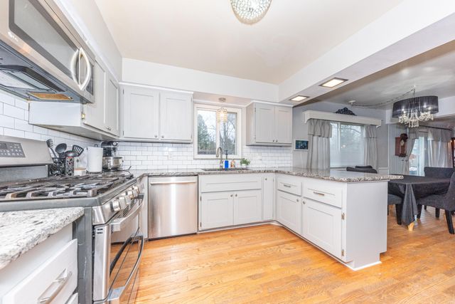 1470 Nightingale Road, Wixom, MI 48393