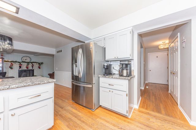 1470 Nightingale Road, Wixom, MI 48393