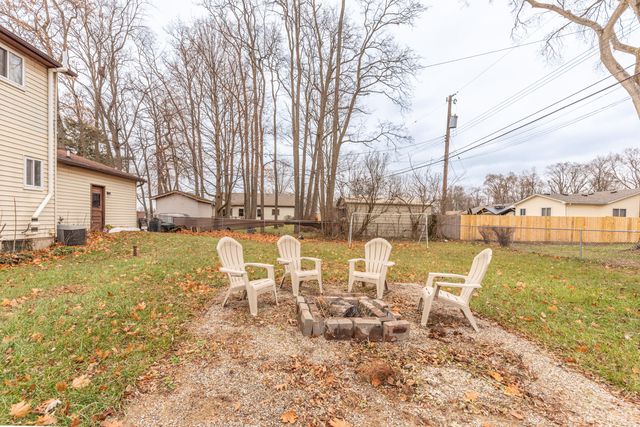 1470 Nightingale Road, Wixom, MI 48393