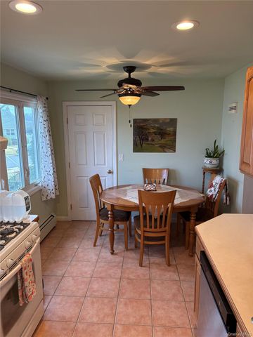 9 Northcote Road, Westbury, NY 11590