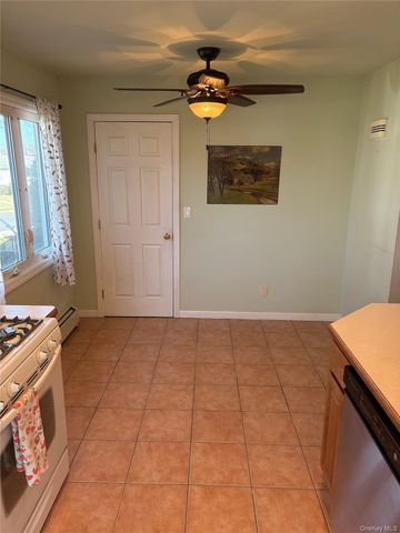 9 Northcote Road, Westbury, NY 11590