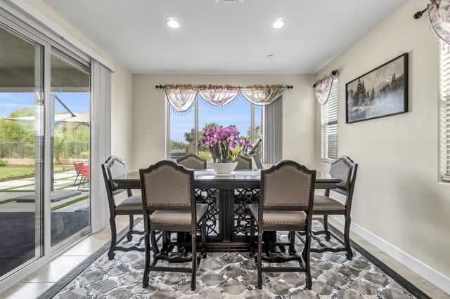 3405 W Kamm Avenue W, Dinuba, CA 93618