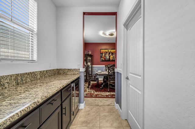 3405 W Kamm Avenue W, Dinuba, CA 93618