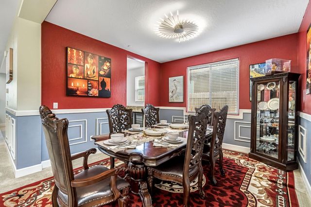 3405 W Kamm Avenue W, Dinuba, CA 93618