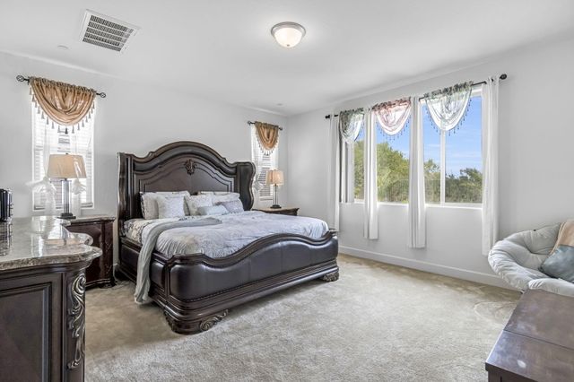 3405 W Kamm Avenue W, Dinuba, CA 93618