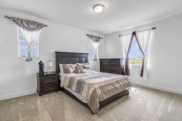 3405 W Kamm Avenue W, Dinuba, CA 93618