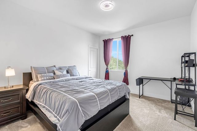 3405 W Kamm Avenue W, Dinuba, CA 93618