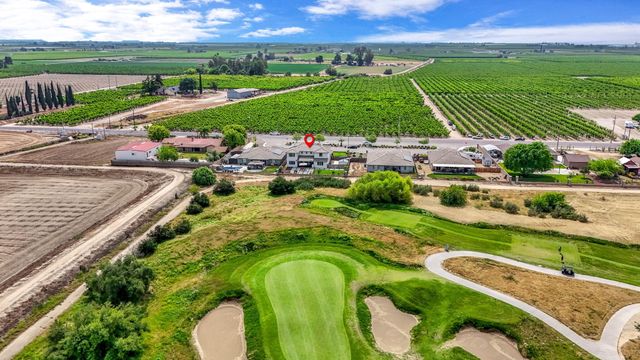 3405 W Kamm Avenue W, Dinuba, CA 93618