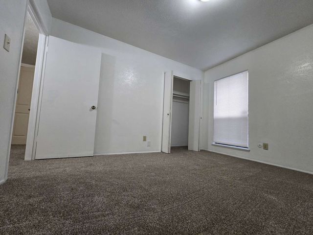 6932 Misty Glen Court, Fort Worth, TX 76120