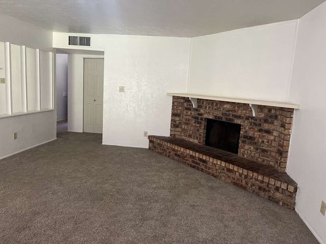 6932 Misty Glen Court, Fort Worth, TX 76120
