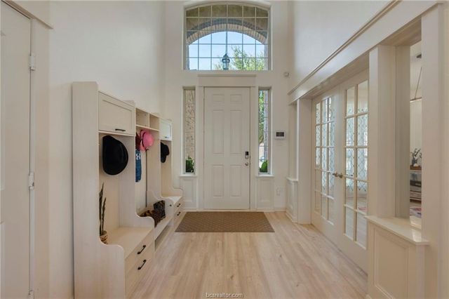 15321 Lowry Meadow Lane, College Station, TX 77845