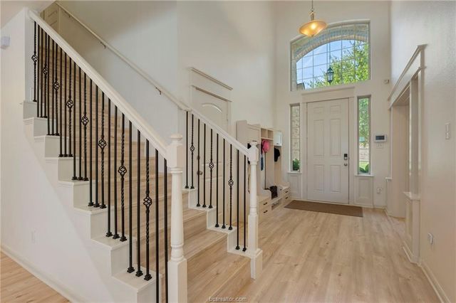 15321 Lowry Meadow Lane, College Station, TX 77845