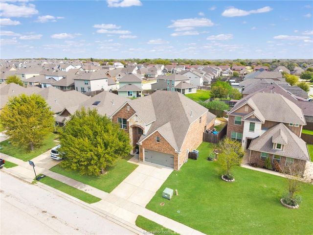 15321 Lowry Meadow Lane, College Station, TX 77845