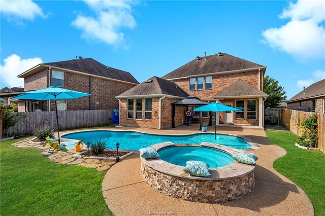15321 Lowry Meadow Lane, College Station, TX 77845