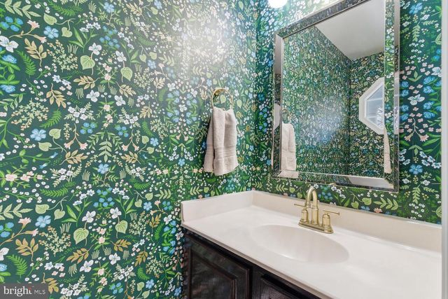 15602 CLIFF SWALLOW WAY, Rockville, MD 20853