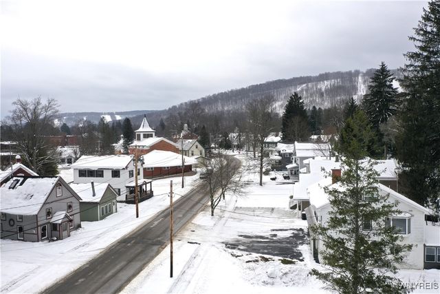 14 Elk Street, Ellicottville, NY 14731