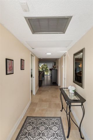 4015 W Palm Aire Dr 304, Pompano Beach, FL 33069