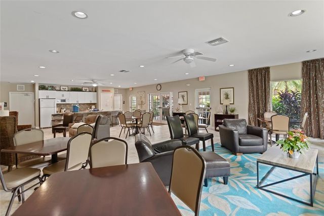 4015 W Palm Aire Dr 304, Pompano Beach, FL 33069