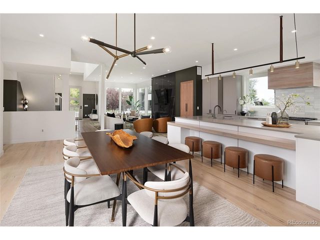2560 Newcombe Way, Lakewood, CO 80215