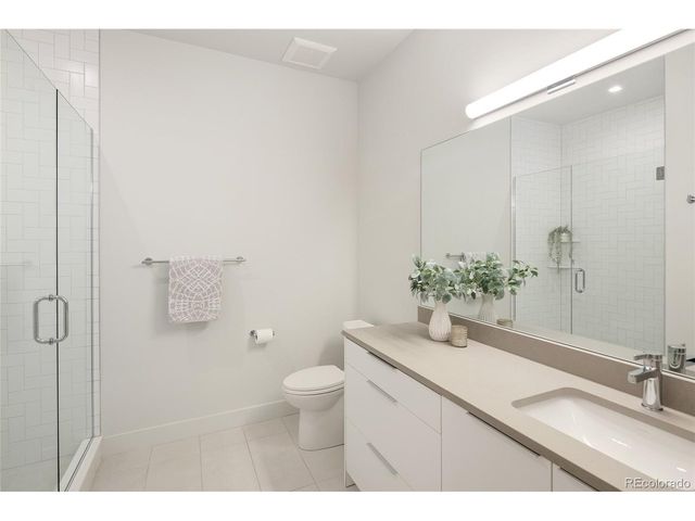 2560 Newcombe Way, Lakewood, CO 80215