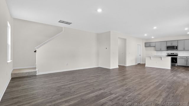 293 Maddox Drive, Aberdeen, NC 28315