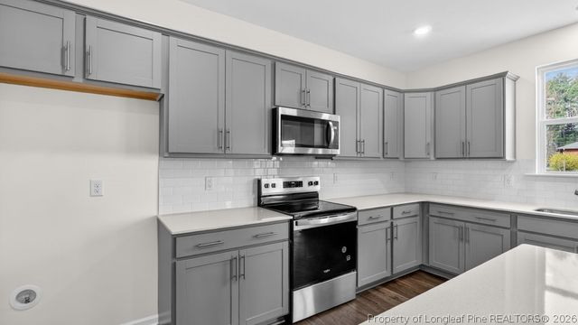 293 Maddox Drive, Aberdeen, NC 28315