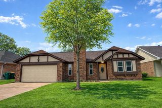 3618 Raindrops Road, Pasadena, TX 77505