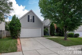 9407 Thatcher Hall Court, Charlotte, NC 28277