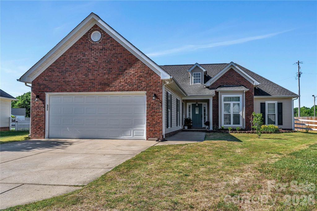 3007 Galena Chase Drive, Indian Trail, NC 28079