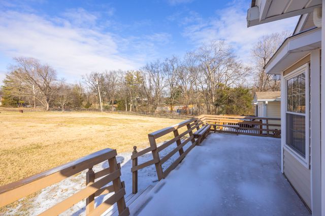 106 Rolling Meadows Dr, Goodlettsville, TN 37072