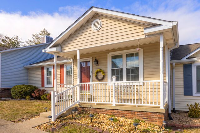106 Rolling Meadows Dr, Goodlettsville, TN 37072